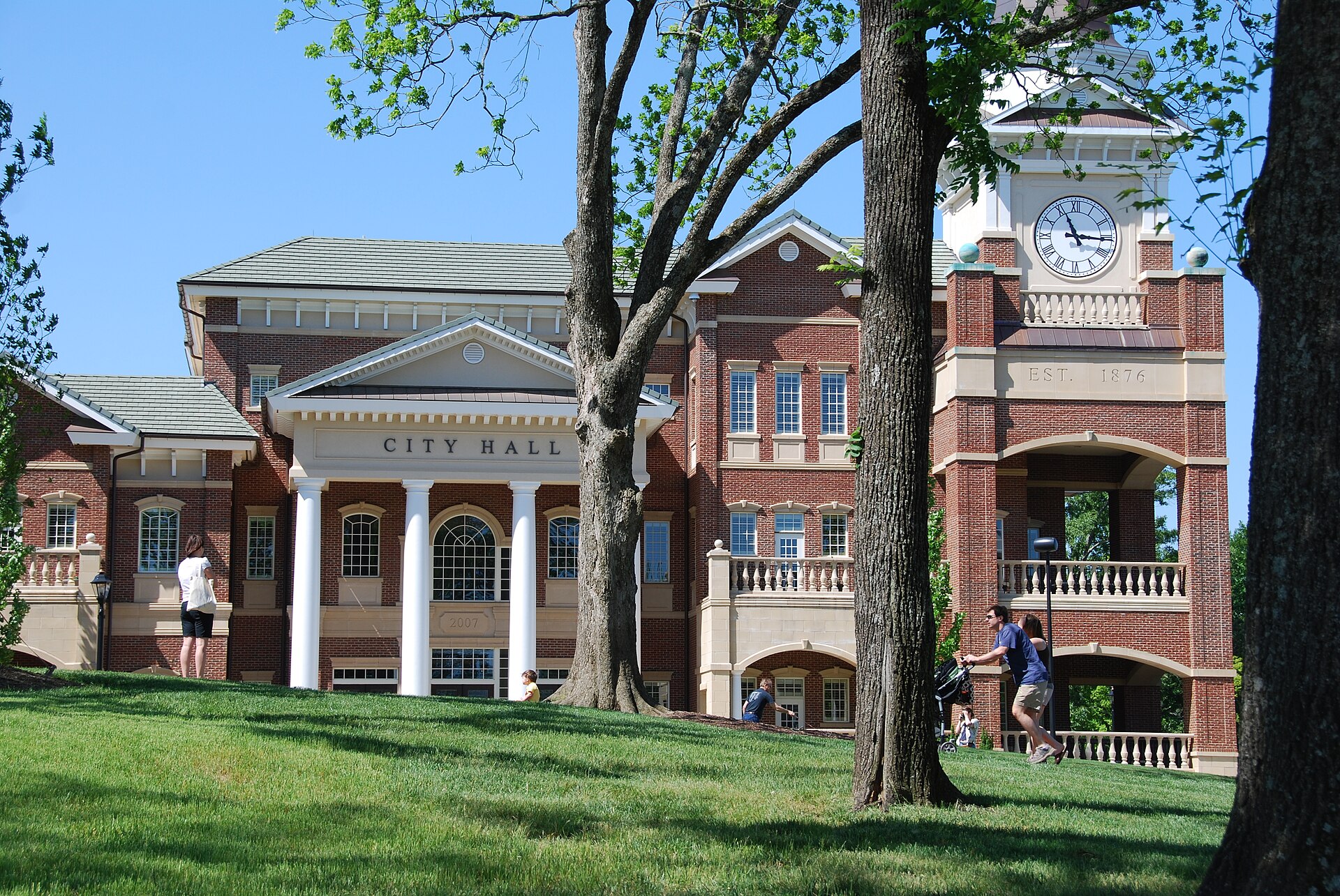 Duluth City Hall beside the Town Green